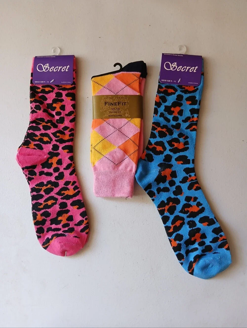 Colorful Leopard & Argyle Men's Or Women Sock Set - Pink, Blue, Yellow ( Bag B )